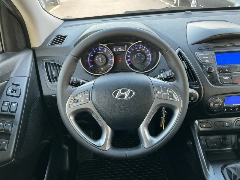 Hyundai IX35 1.6 GDI, снимка 11 - Автомобили и джипове - 48145658