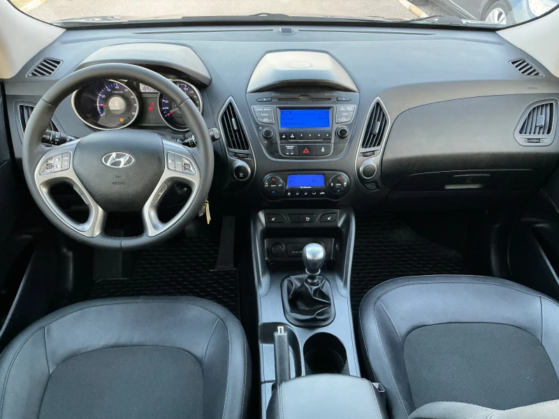 Hyundai IX35 1.6 GDI, снимка 12 - Автомобили и джипове - 48145658