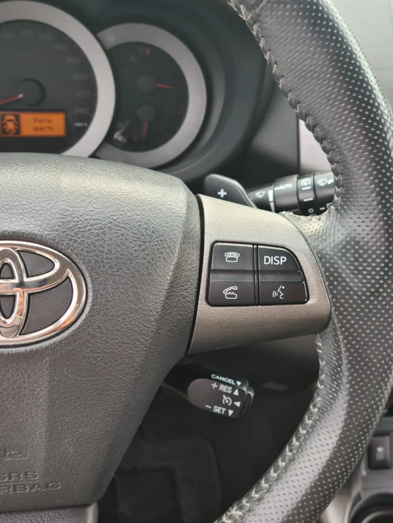 Toyota Rav4 Facelift Luxury, снимка 15 - Автомобили и джипове - 50916358