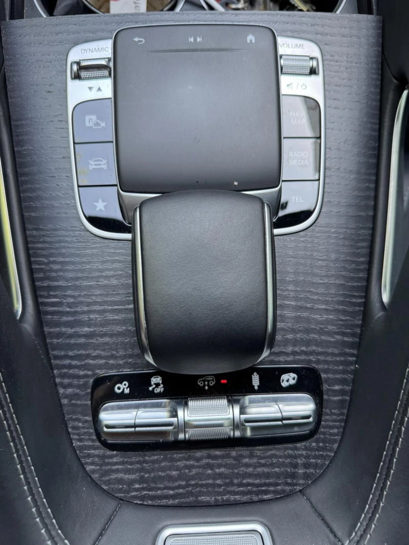 Mercedes-Benz GLS 63 AMG, снимка 14 - Автомобили и джипове - 51610131