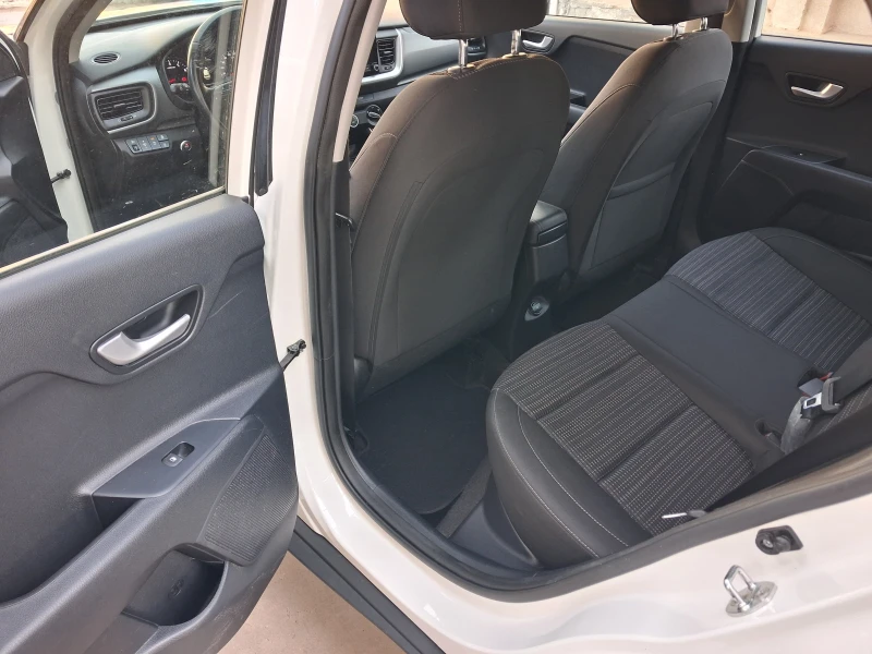 Kia Stonic GPL TOP TOP, снимка 9 - Автомобили и джипове - 52919317