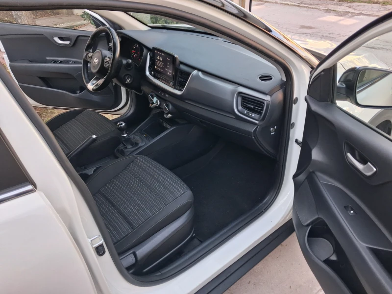 Kia Stonic GPL TOP TOP, снимка 13 - Автомобили и джипове - 52919317