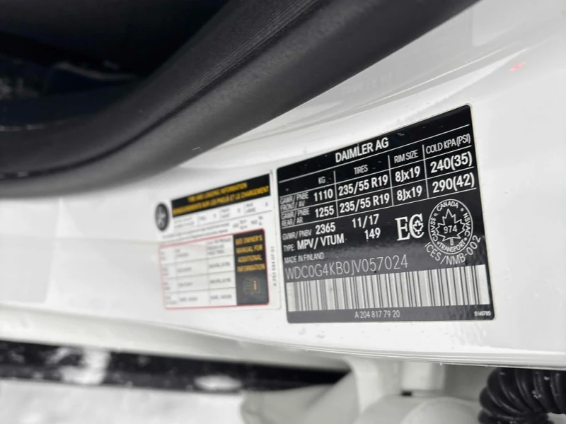 Mercedes-Benz GLC 300 / 4MATIC / 360  / PANO / CARFAX / KEYLESS /, снимка 10 - Автомобили и джипове - 53398225