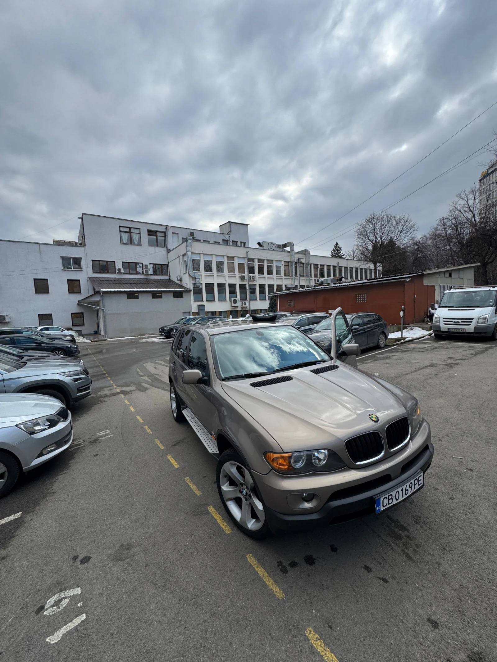 BMW X5  - изображение 9