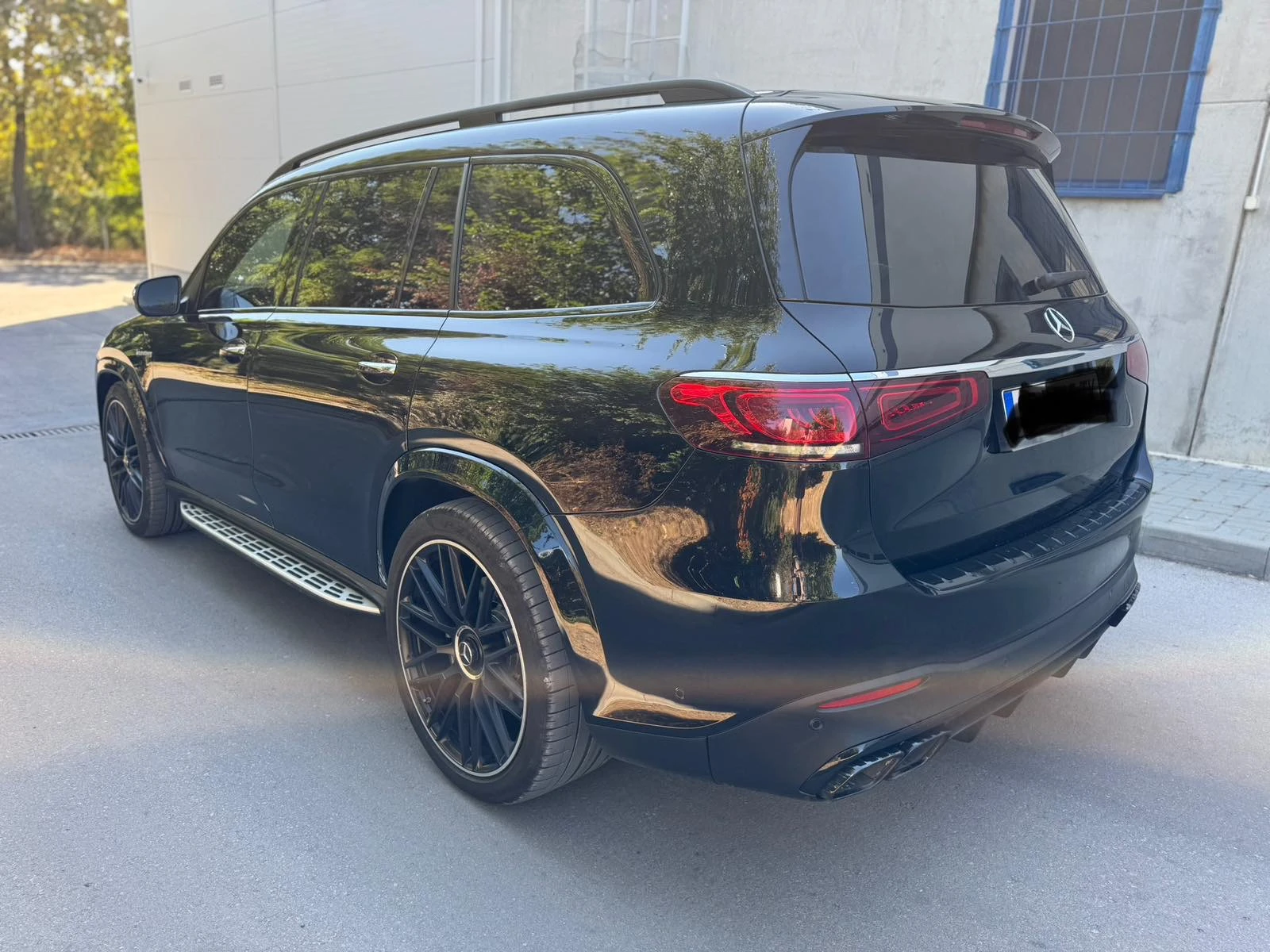 Mercedes-Benz GLS 63 AMG  - изображение 6