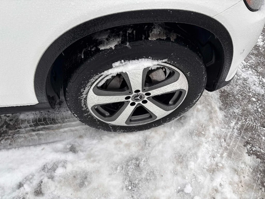 Mercedes-Benz GLC 300 / 4MATIC / 360  / PANO / CARFAX / KEYLESS / - изображение 7