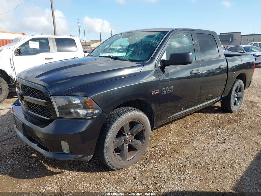 Dodge RAM 1500 5.7l Express 4X2 5'7 Box, снимка 2 - Автомобили и джипове - 53847378