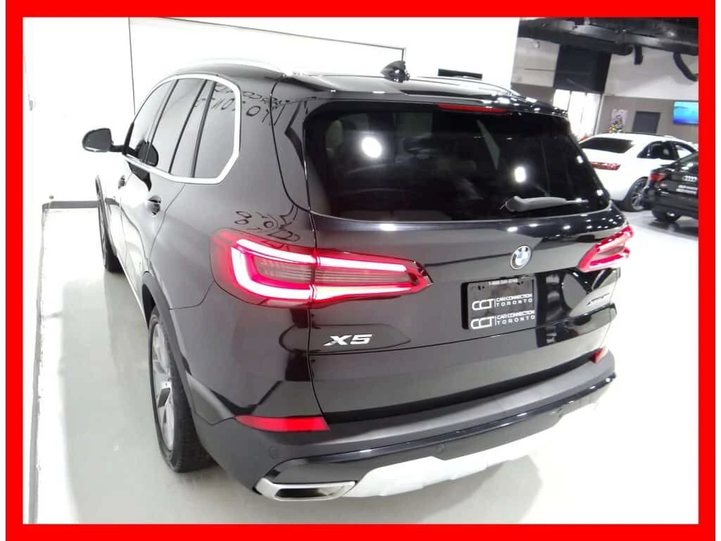 BMW X5 * 40i X DRIVE * NAVI/360 CAM/LEATHER/PANO ROOF/LOW, снимка 4 - Автомобили и джипове - 54056551