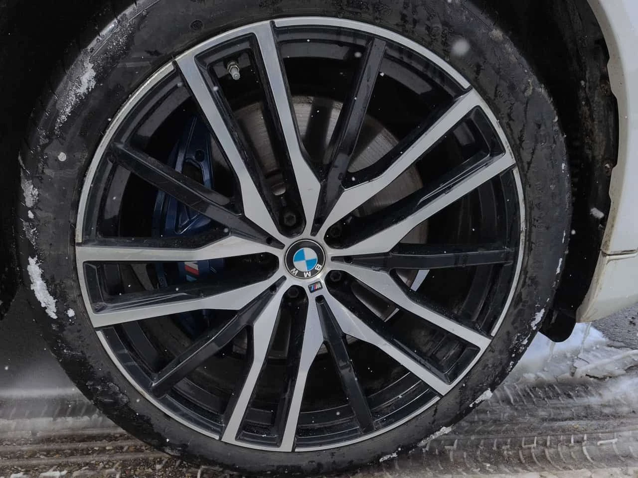 BMW X5 * XDRIVE50I * LASER* DISTRONIC* ОБДУХВАНЕ* , снимка 10 - Автомобили и джипове - 54473880