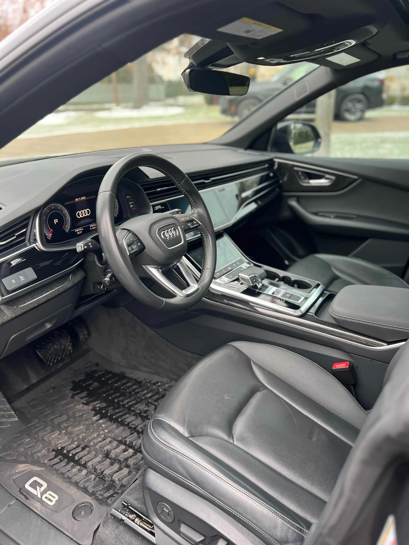 Audi Q8 2020 Progressiv * S LINE * 2 Комплекта Гуми* 360, снимка 7 - Автомобили и джипове - 54568465