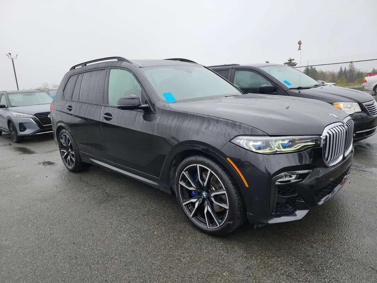 BMW X7 * xDrive50i * ЛАЗЕР * H/K * PANO * ОБДУХВАНЕ * 360, снимка 2 - Автомобили и джипове - 54918636