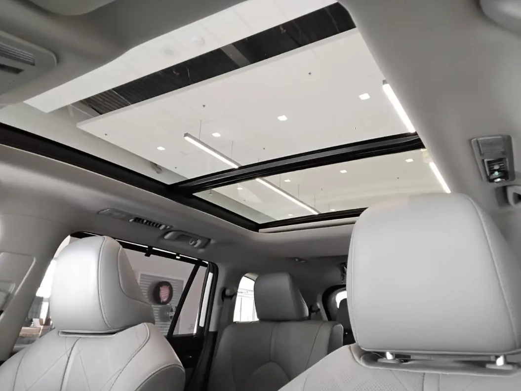 Toyota Highlander Full Platinum Hybrid , снимка 13 - Автомобили и джипове - 54959627
