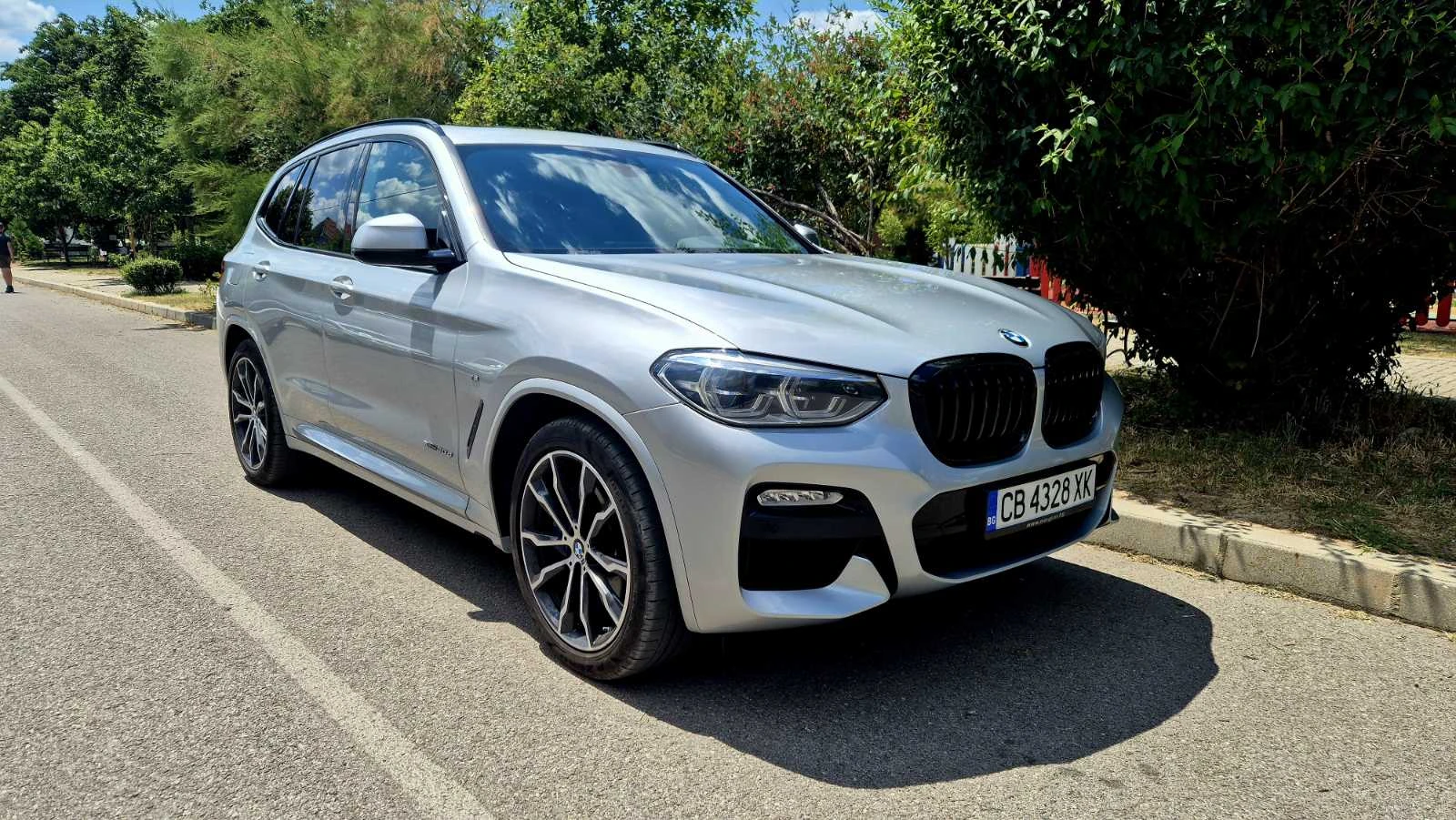 BMW X3 3.0D / M Paket / LED / PANO / ADAPTIVE / MEMORY/