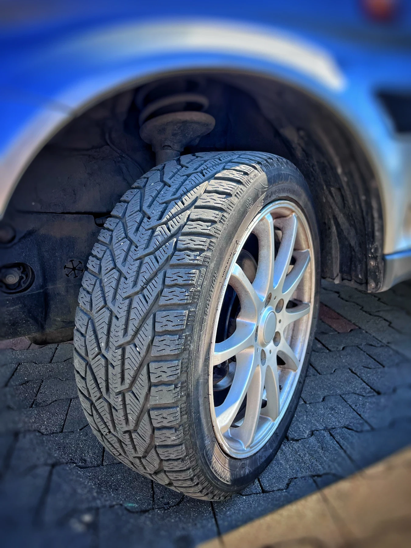 Honda Hr-v 1.6 бензин 4х4 125 кс 5 скорости, снимка 17 - Автомобили и джипове - 55605330