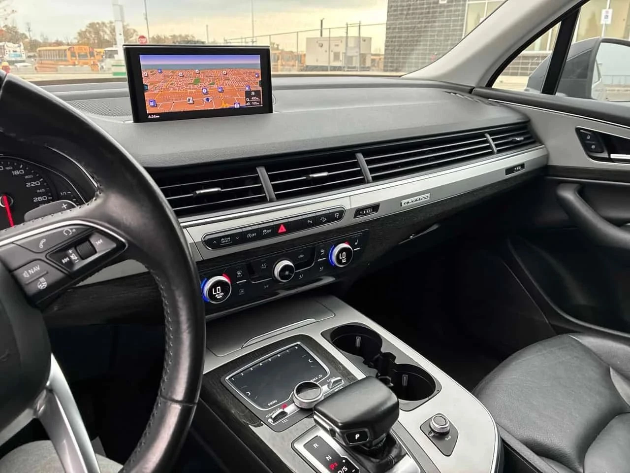 Audi Q7, снимка 9 - Автомобили и джипове - 56732039