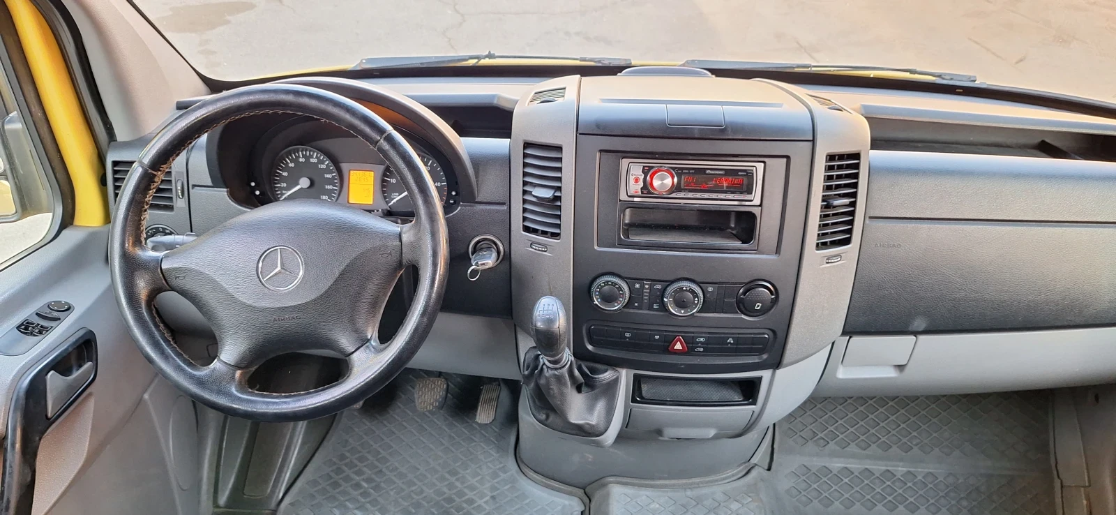 Mercedes-Benz Sprinter 315 2.2cdi, снимка 9 - Бусове и автобуси - 54322789