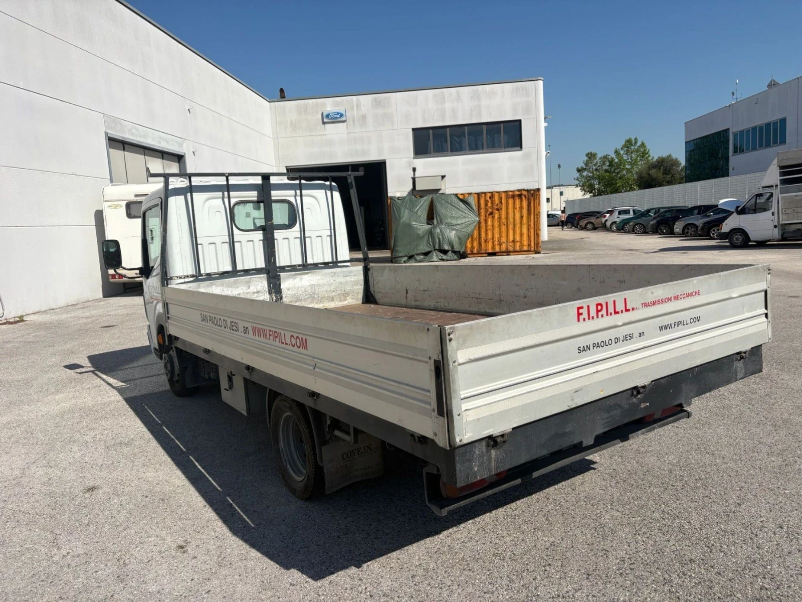 Renault Maxity Повреден двигател, снимка 3 - Бусове и автобуси - 56681947