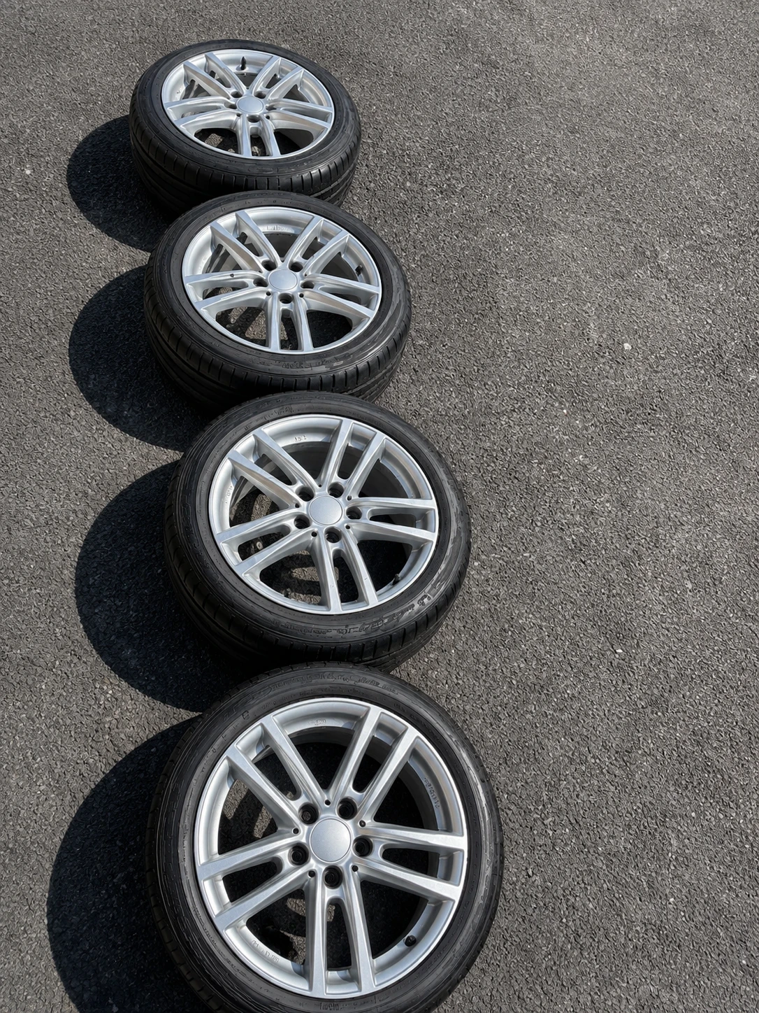 Гуми с джанти Dunlop 205/50R17