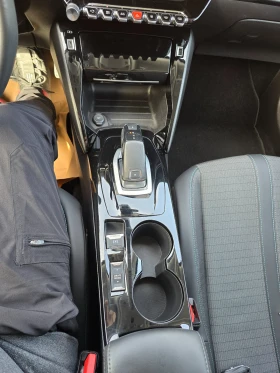 Peugeot 2008 1.5 HDI Allure Автомат Камера, снимка 15