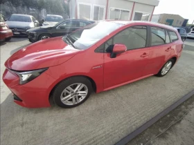 Toyota Corolla 1.8 Hybrid /Business Tech /Реални Км / Гаранционен, снимка 3