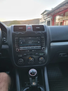 VW Golf 1.9tdi 105 коня 6 степенна скоростна кутия, снимка 14