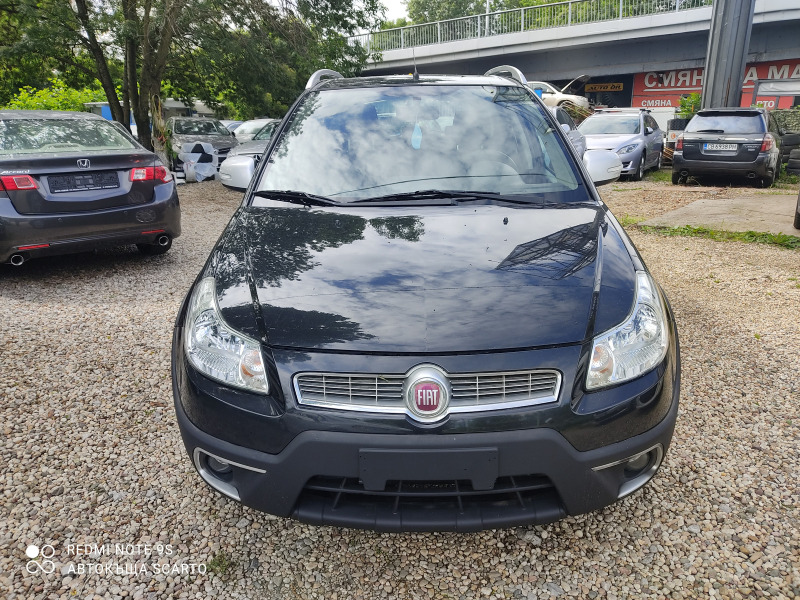 Fiat Sedici 1.6/120кс, 2014г, бензин, климатик , снимка 2 - Автомобили и джипове - 45872794