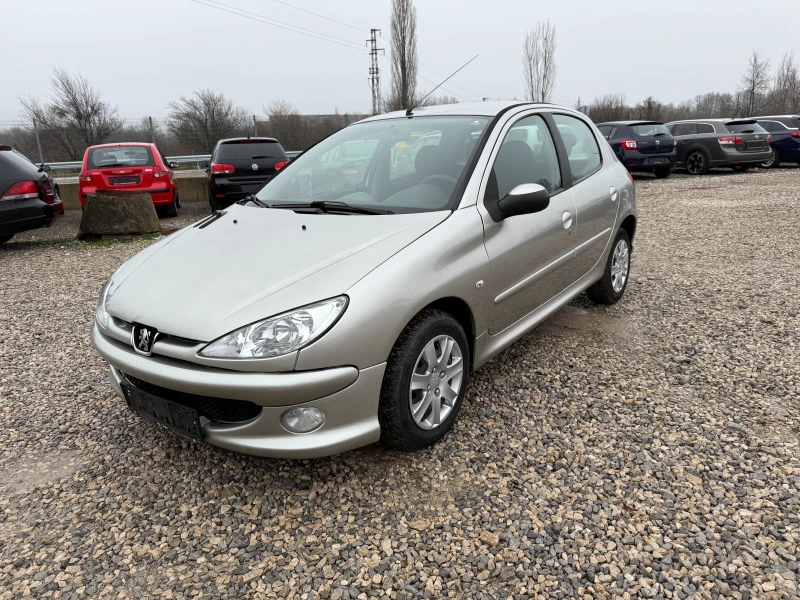 Peugeot 206 1.1i-60PS-KLIMA, снимка 1 - Автомобили и джипове - 48296557