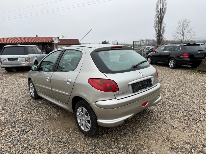 Peugeot 206 1.1i-60PS-KLIMA, снимка 7 - Автомобили и джипове - 48296557