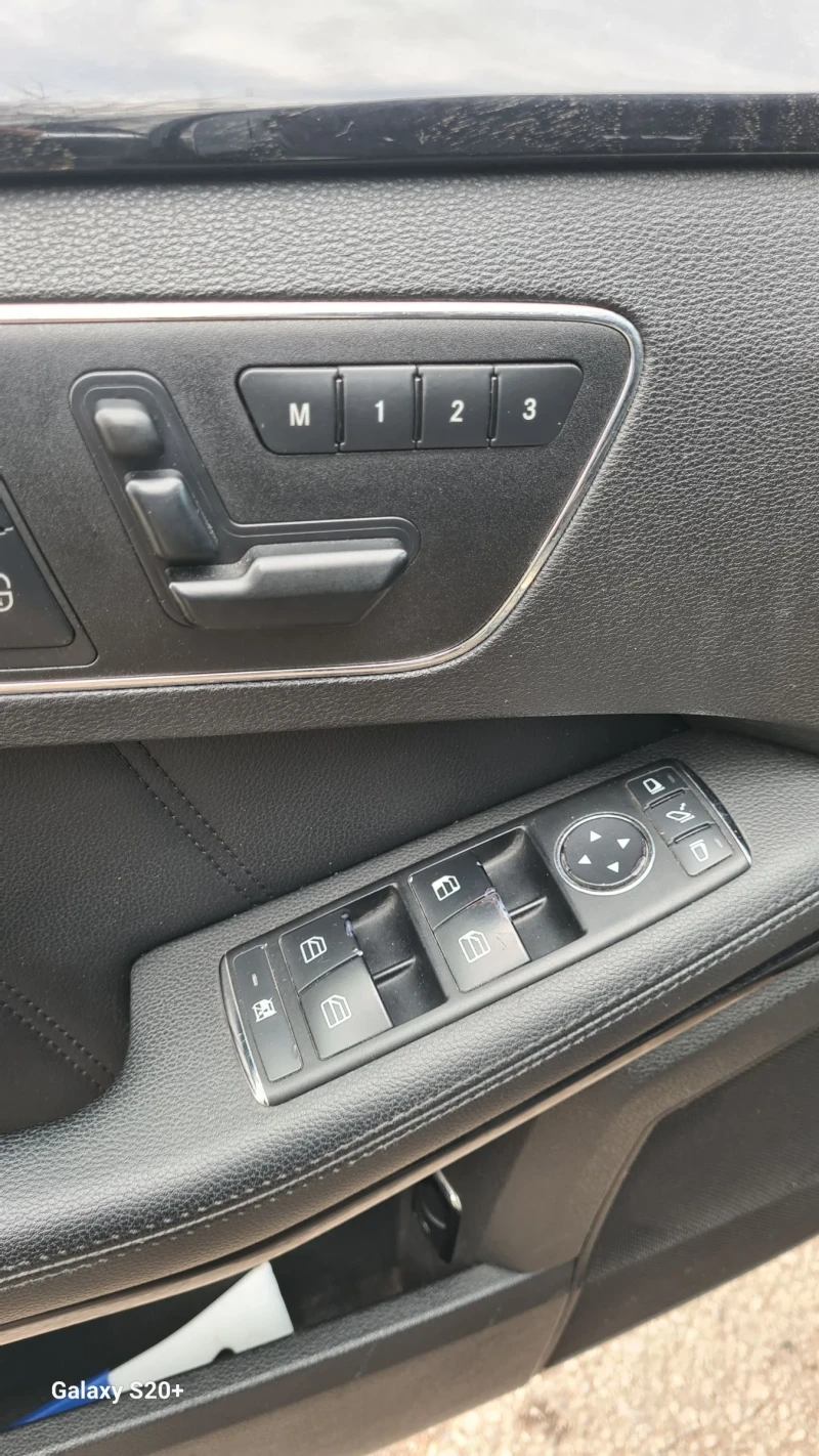 Mercedes-Benz E 350 4MATIC, снимка 7 - Автомобили и джипове - 52833916