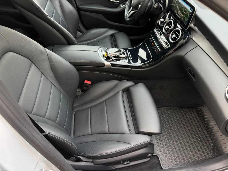 Mercedes-Benz C 220 D* СЕРВИЗНА КНИЖКА С ПЪЛНА ИСТОРИЯ В МЕРЦЕДЕС, снимка 12 - Автомобили и джипове - 52849482