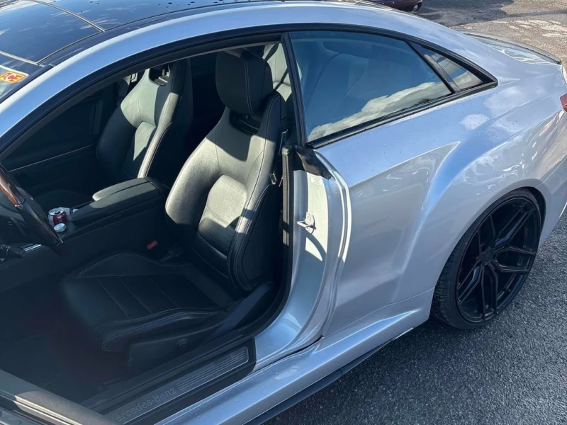 Mercedes-Benz E 350 * COUPE * CARFAX * БЕЗ ПЪРВОНАЧАЛНА ВНОСКА, снимка 10 - Автомобили и джипове - 52912670