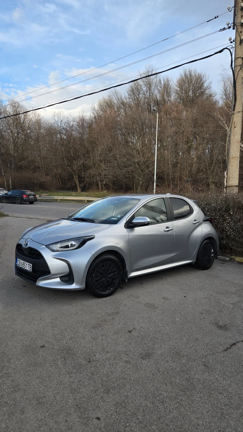 Toyota Yaris 1.5 Hybrid , снимка 3 - Автомобили и джипове - 53166777
