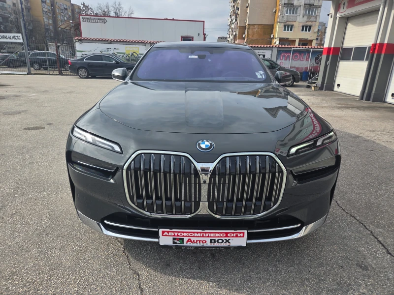 BMW 750 e/xDrive/Plug-in хибрид/B Гаранция! ! ! , снимка 8 - Автомобили и джипове - 53372837