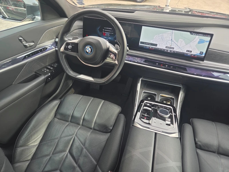 BMW 750 e/xDrive/Plug-in хибрид/B Гаранция! ! ! , снимка 13 - Автомобили и джипове - 53372837