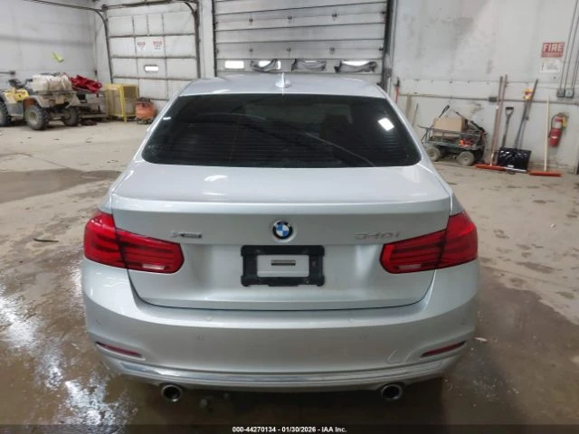 BMW 340 * XDrive* КОЖА* ПОДГРЕВ* ШИБИДАХ* , снимка 13 - Автомобили и джипове - 53750764