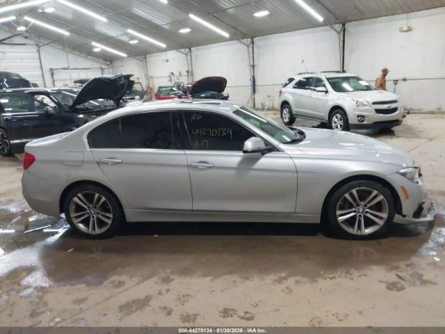 BMW 340 * XDrive* КОЖА* ПОДГРЕВ* ШИБИДАХ* , снимка 11 - Автомобили и джипове - 53750764