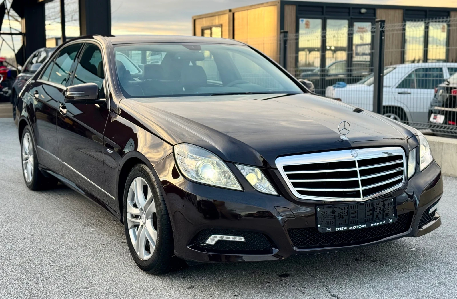 Mercedes-Benz E 250 Avantgarde, снимка 1