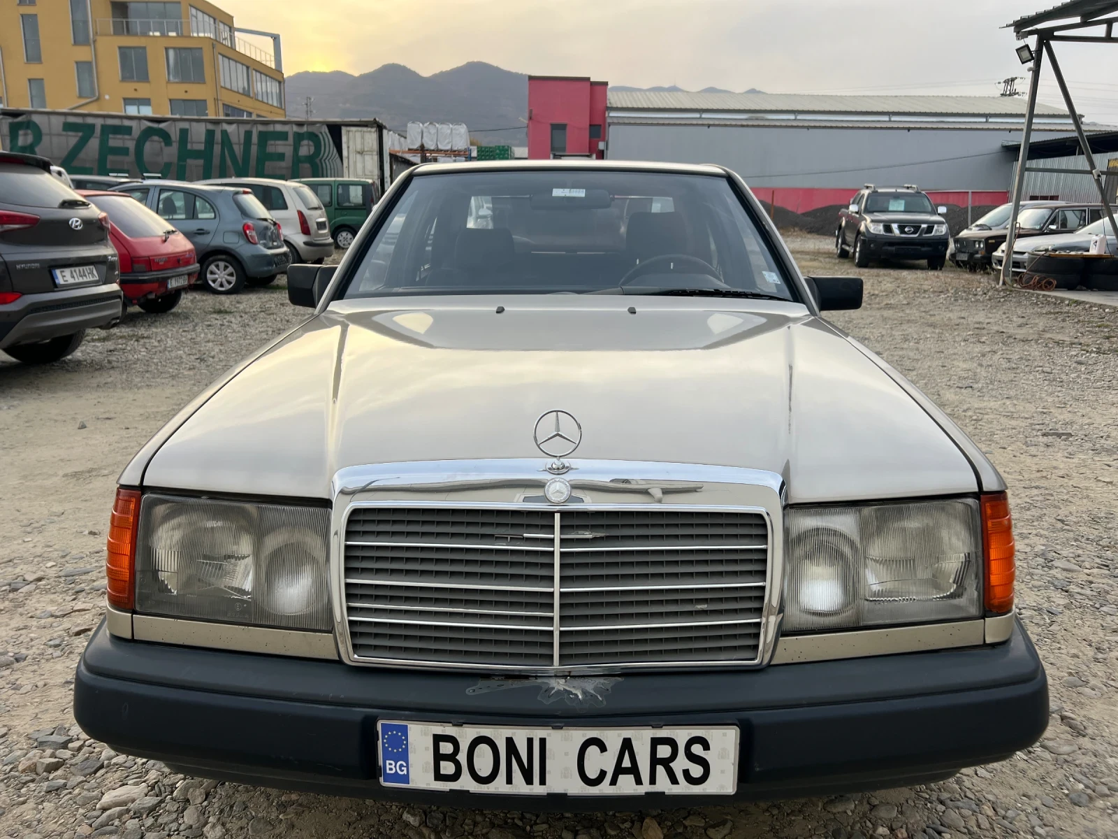 Mercedes-Benz 124 200D 72к.с. Шибедах - изображение 2