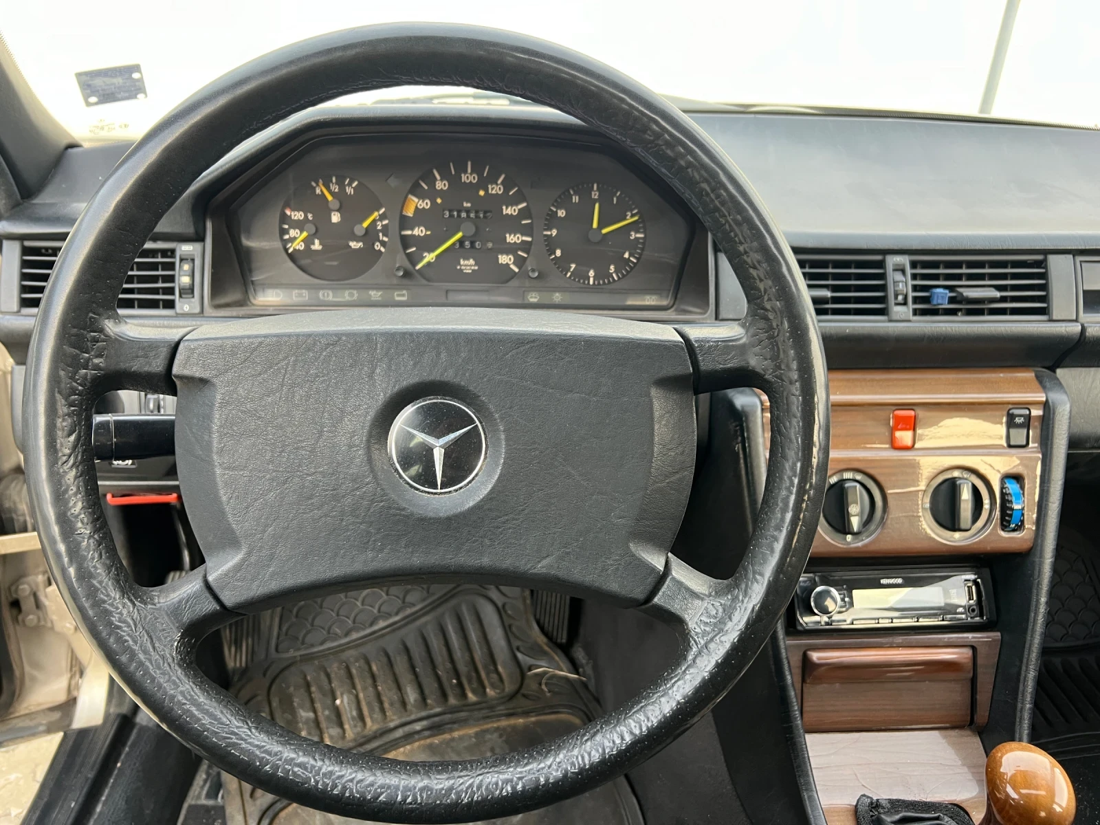 Mercedes-Benz 124 200D 72к.с. Шибедах | Mobile.bg — изображение 13