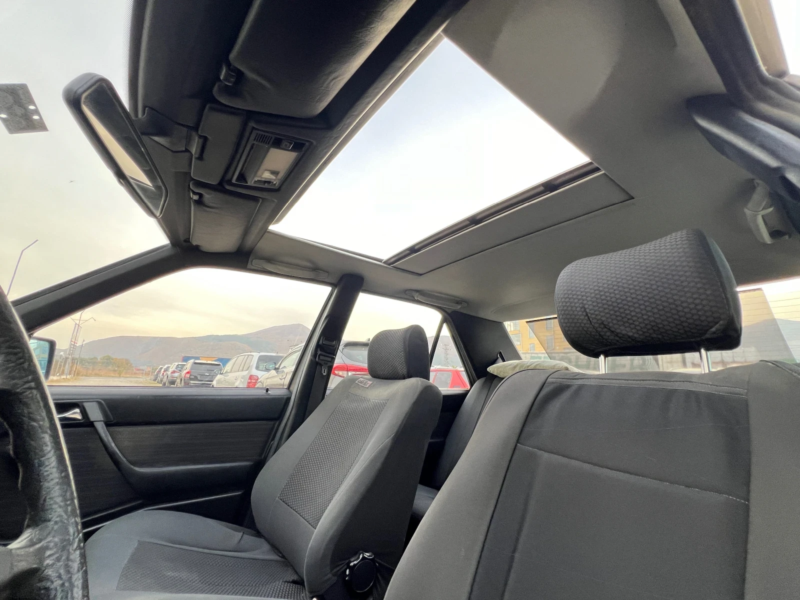 Mercedes-Benz 124 200D 72к.с. Шибедах | Mobile.bg — изображение 15