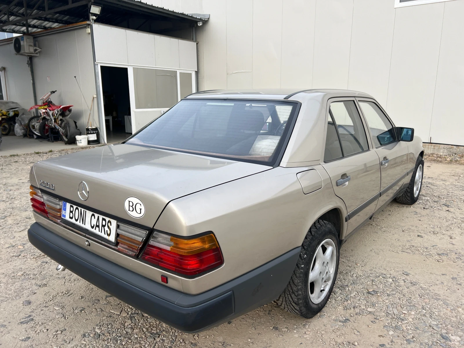 Mercedes-Benz 124 200D 72к.с. Шибедах - изображение 5