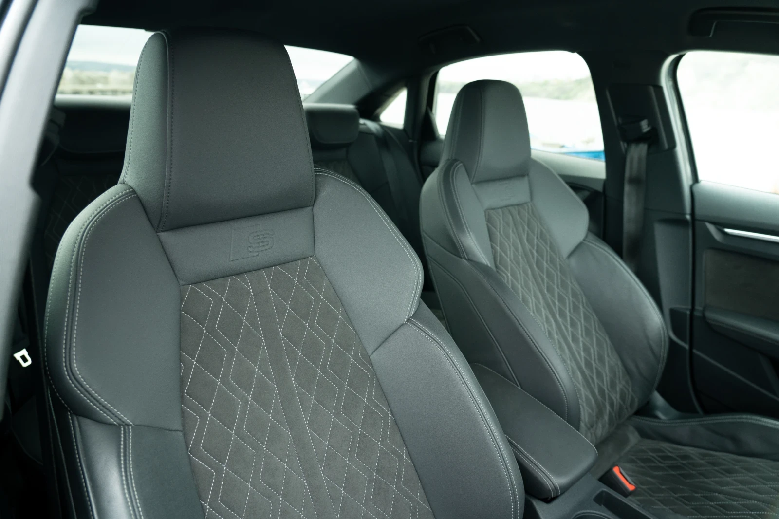 Audi A3 35TFSI Sline B&O - изображение 8
