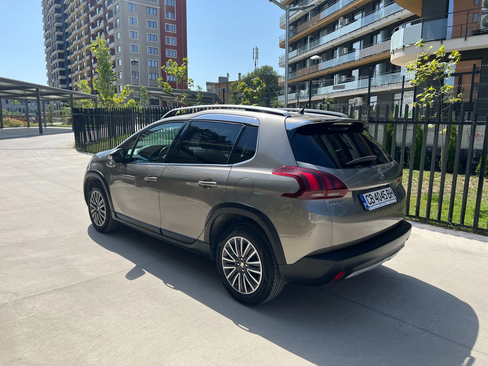 Peugeot 2008 ALLURE - изображение 4
