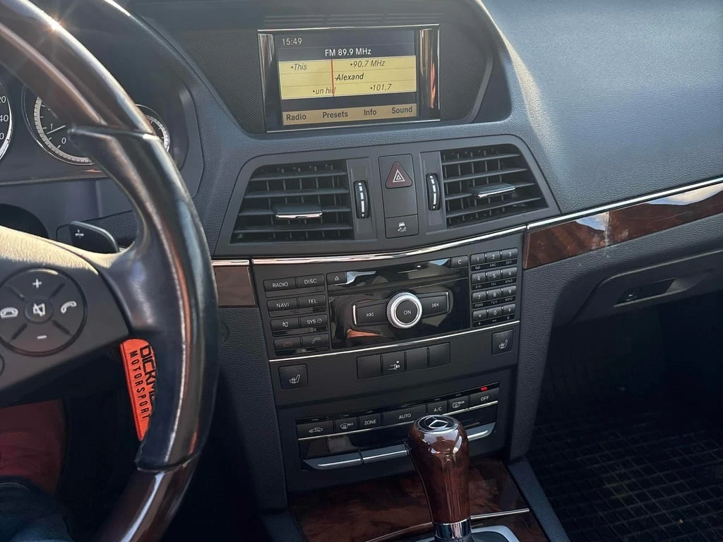 Mercedes-Benz E 350 * COUPE * CARFAX * БЕЗ ПЪРВОНАЧАЛНА ВНОСКА - изображение 9