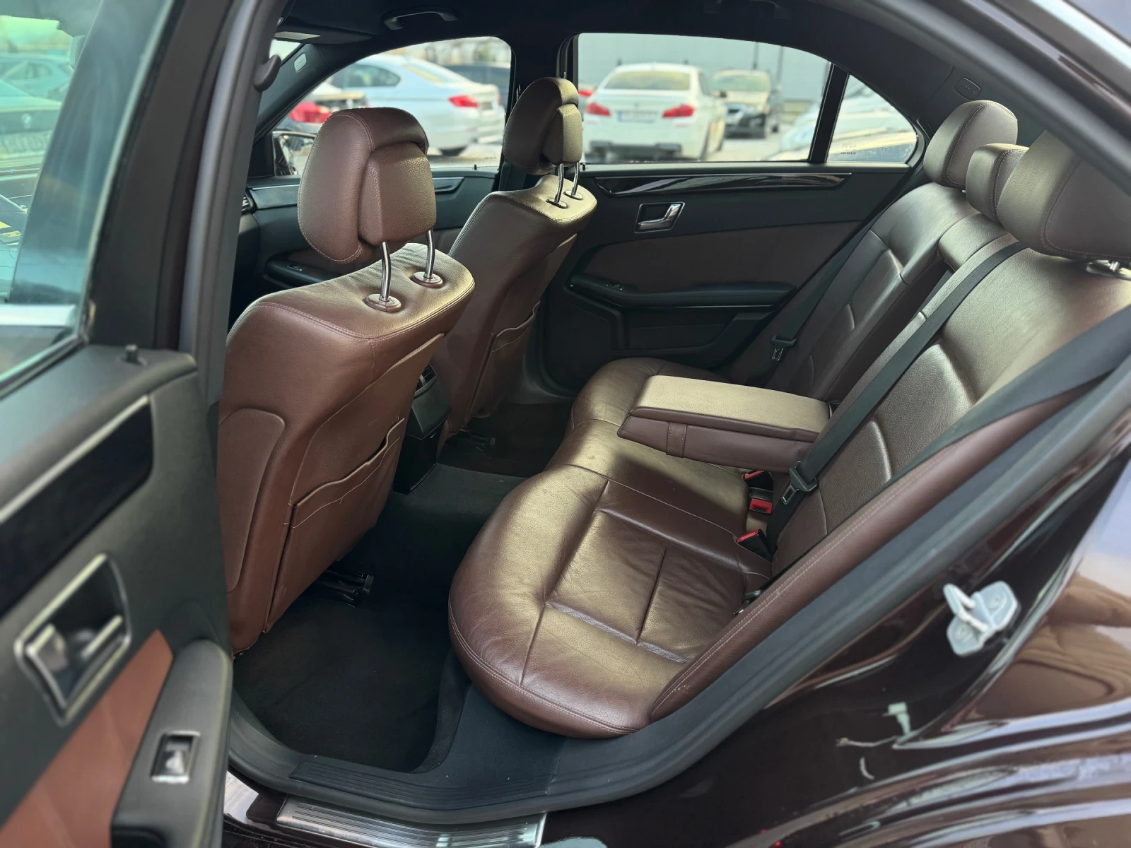 Mercedes-Benz E 250 Avantgarde | Mobile.bg � ����������� 11