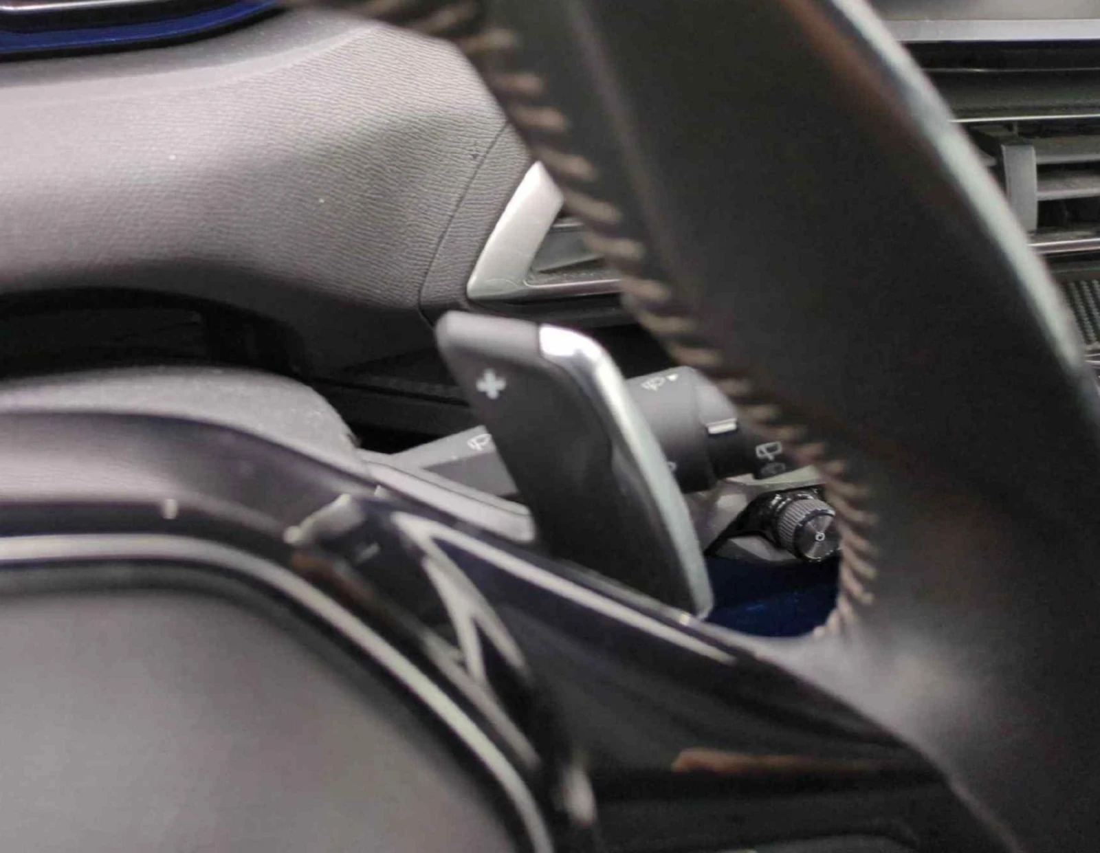 Peugeot 3008 1.5 BlueHDI 130.ACTIVE.KAMERA.LED.NAVI - изображение 5