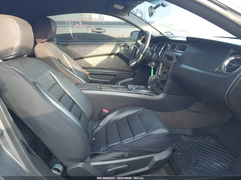 Ford Mustang 3.7L V-6 DOHC, VVT, 305HP Rear Wheel Drive | Mobile.bg � ����������� 5
