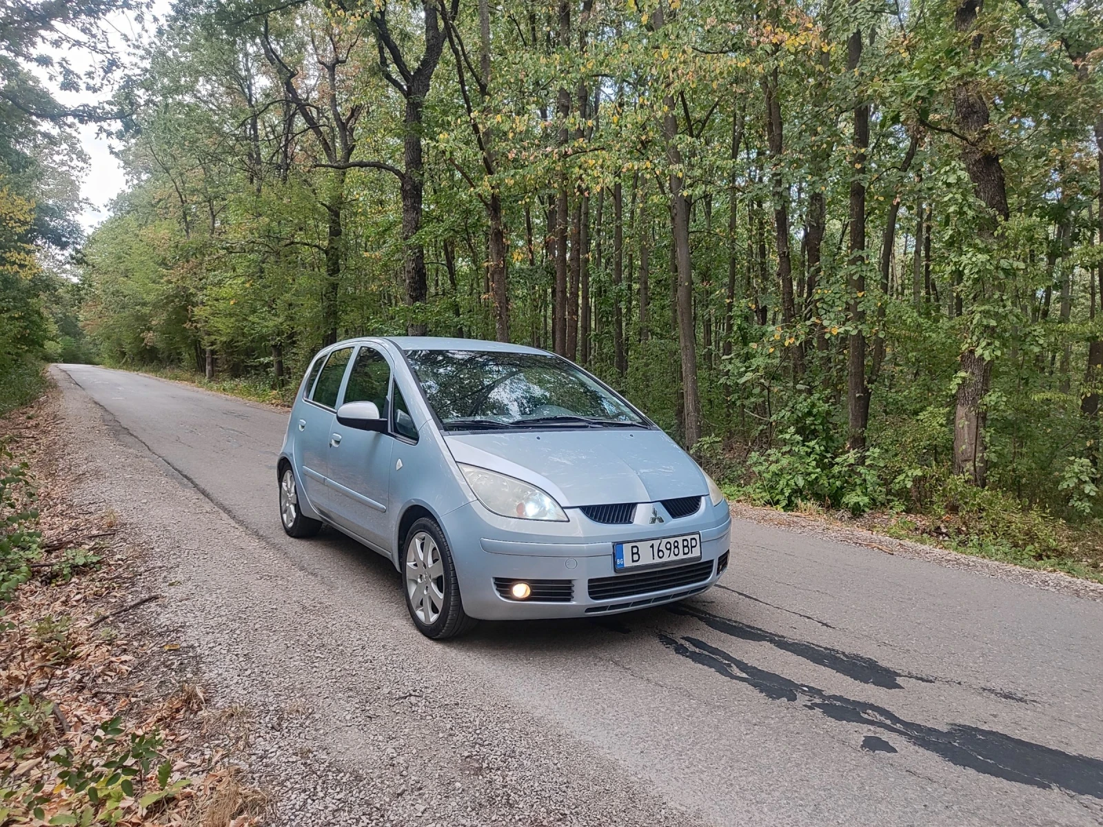 Mitsubishi Colt Автоматик, 6 скорости , снимка 5 - Автомобили и джипове - 54387463