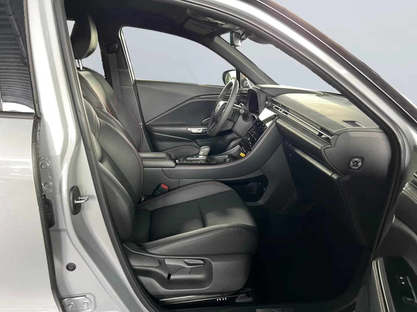Lexus LBX 1.5HEV/136HP/EMOTION/FWD/CAM/NAVI/LED/CPLAY/288q | Mobile.bg � ����������� 14