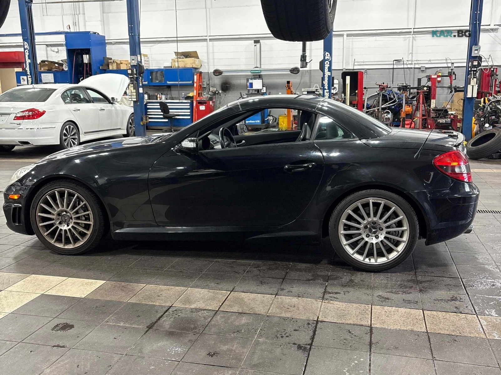 Mercedes-Benz SLK 55 AMG Автокредит Цена до България, снимка 2 - Автомобили и джипове - 55376212